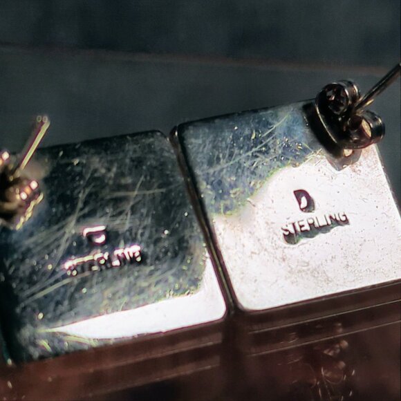 Native American Sterling Silver Denim Lapis Earrings With Ribbed Design - Picture 4 of 11